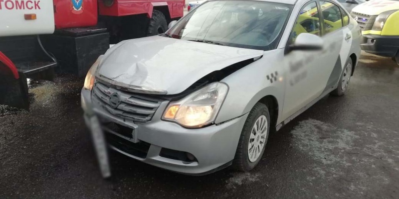 МВД: семь человек доставлены в больницы после ДТП на Каштаке в Томске Это картинка